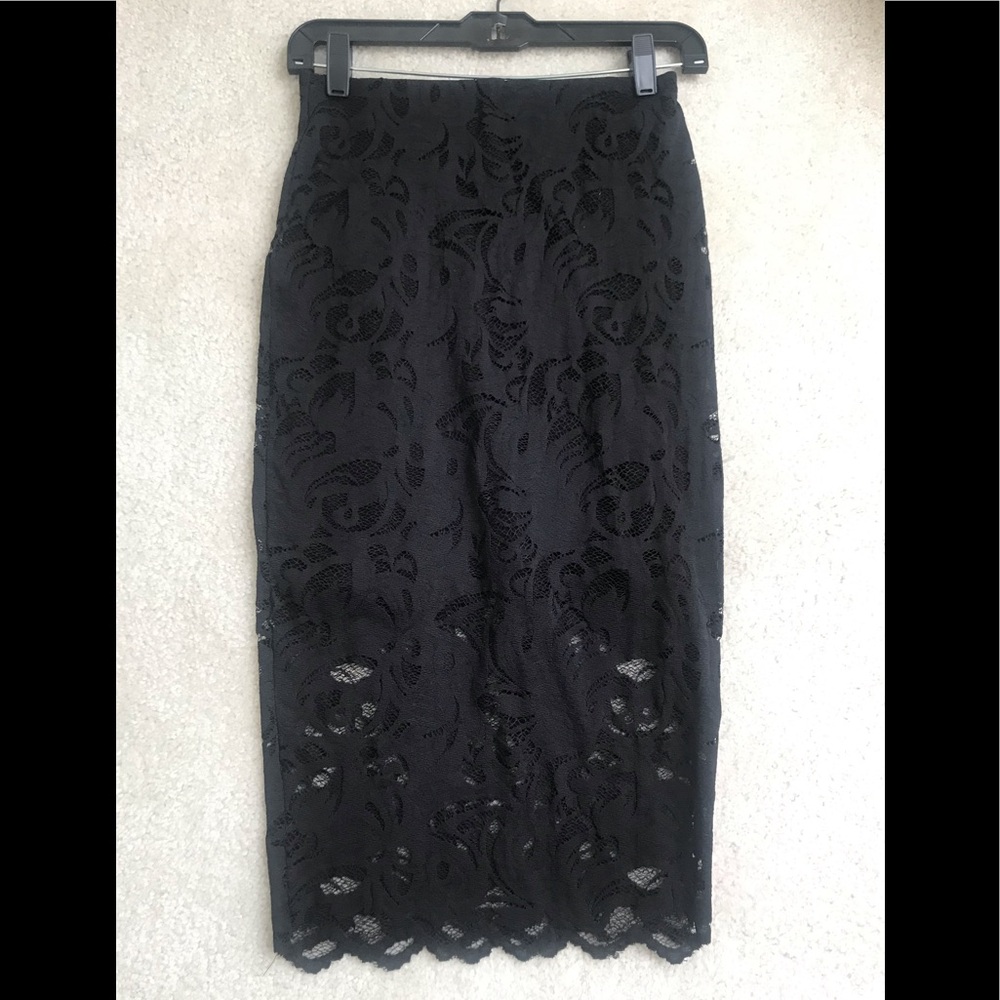 H&M Women’s Black Curve Hugging Dress; Size: XS